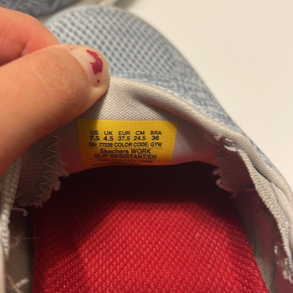 Skechers Slip Resistant Women’s Size 7.5 Gray Relaxed Fit Memory Foam Work Shoes - Picture 9 of 10